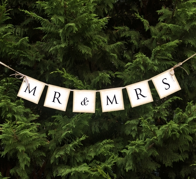 Letterslinger Mr & Mrs satijn