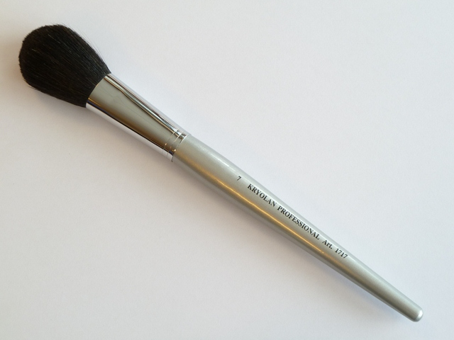 Blusher brush 1717