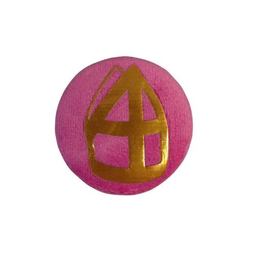 Baretspeld / button met mijter roze