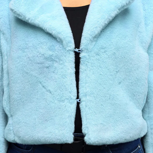 Jasje Fluffy Rave lichtblauw