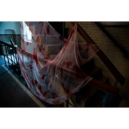 Creepy cloth blood 250x200